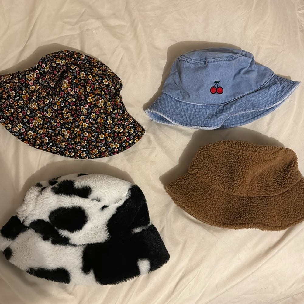 4 bucket hats!